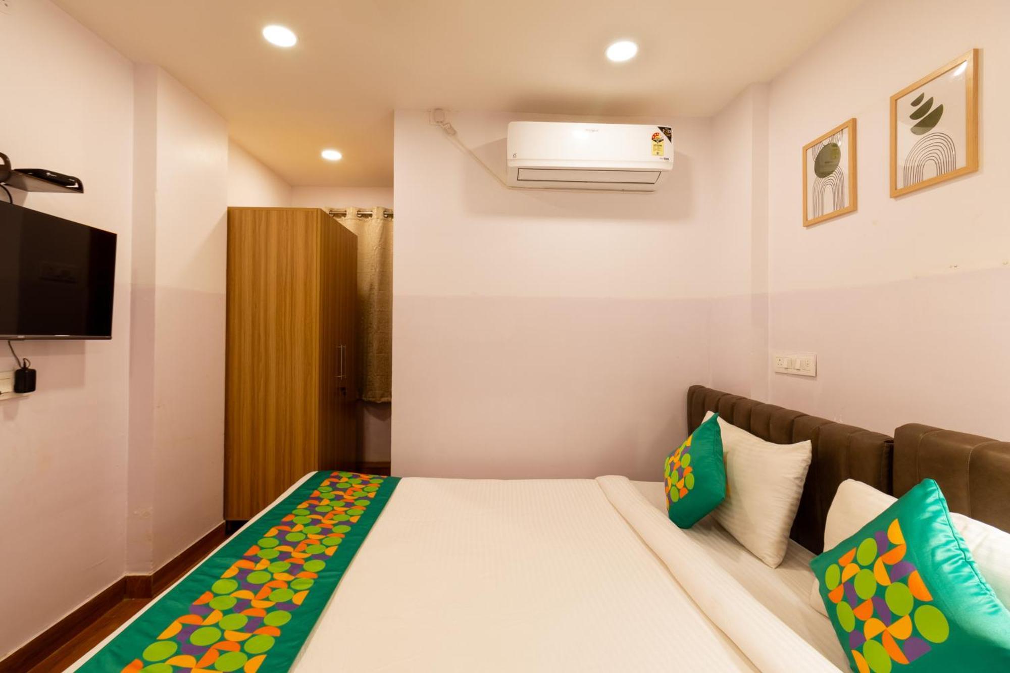 Treebo Seventh Heaven Kukatpally Hyderabad Exterior photo